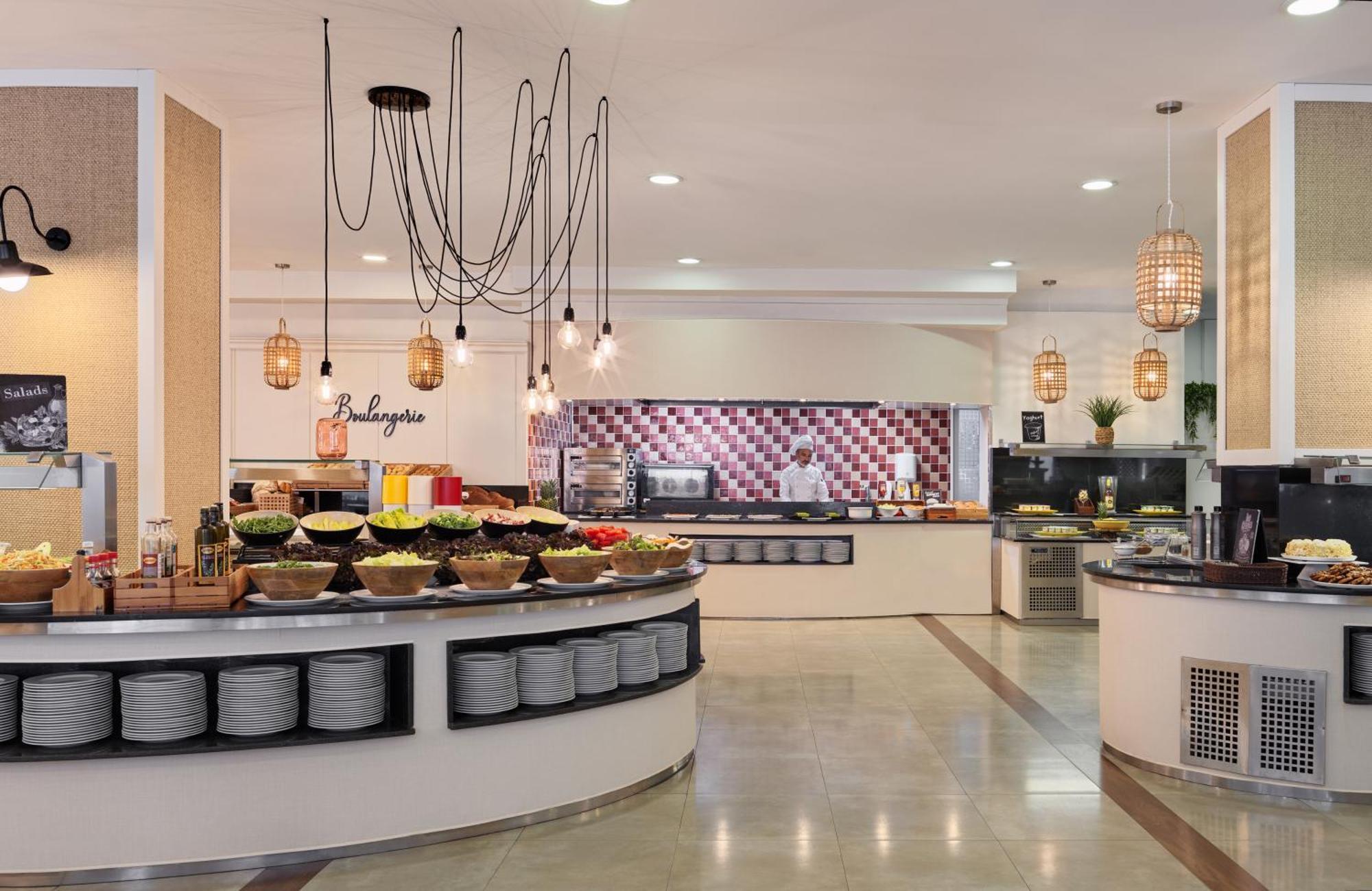 เฮช10ซาโลพริ้นซ์เซสโฮเต็ล Hotel ซาลอว์ ภายนอก รูปภาพ