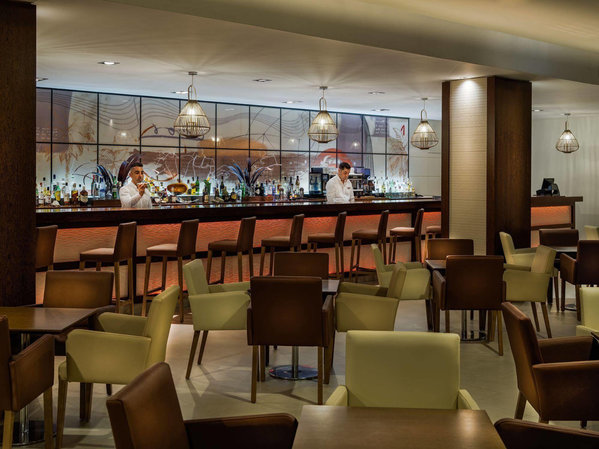 เฮช10ซาโลพริ้นซ์เซสโฮเต็ล Hotel ซาลอว์ ภายนอก รูปภาพ